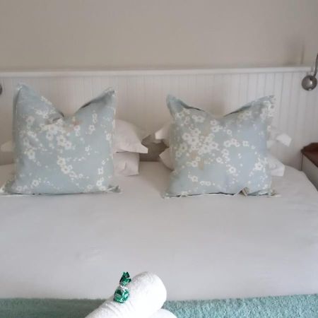 137 High Street Guest House غراهامستاون المظهر الخارجي الصورة