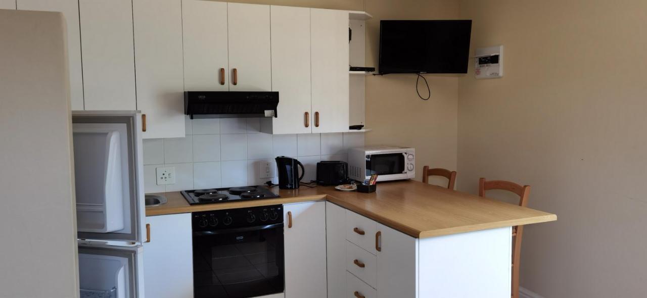137 High Street Guest House غراهامستاون المظهر الخارجي الصورة