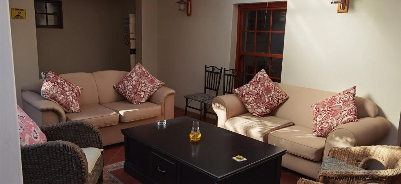 137 High Street Guest House غراهامستاون المظهر الخارجي الصورة
