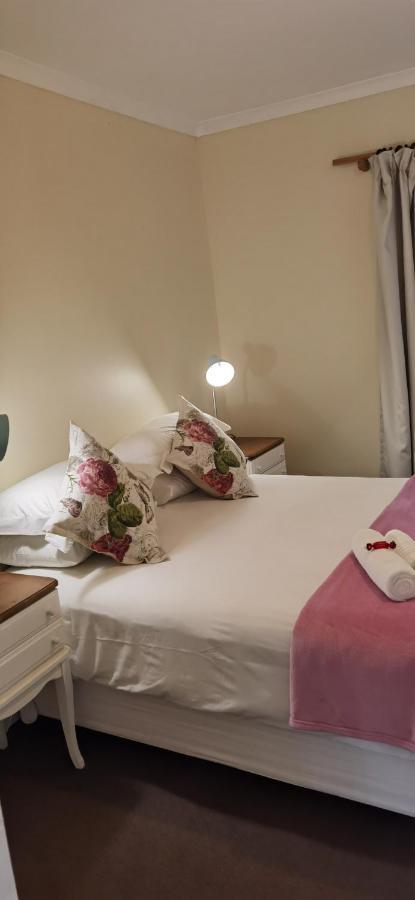 137 High Street Guest House غراهامستاون المظهر الخارجي الصورة